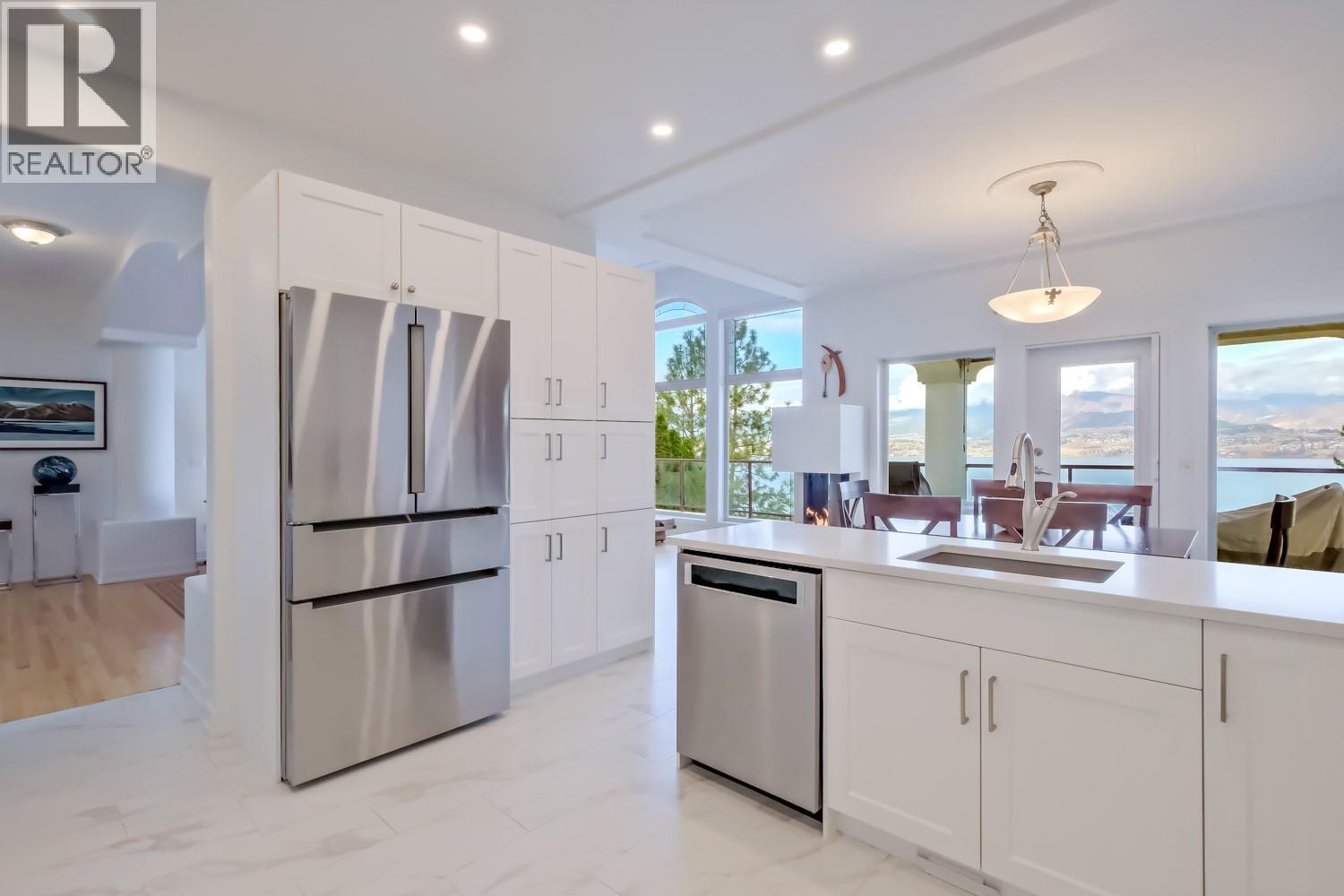  378 Okaview Road, Kelowna