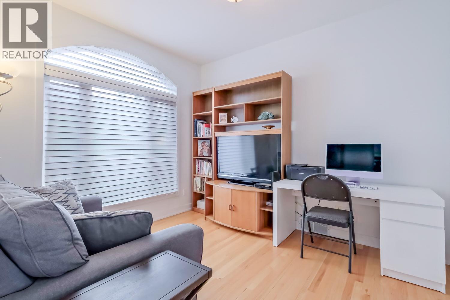  378 Okaview Road, Kelowna