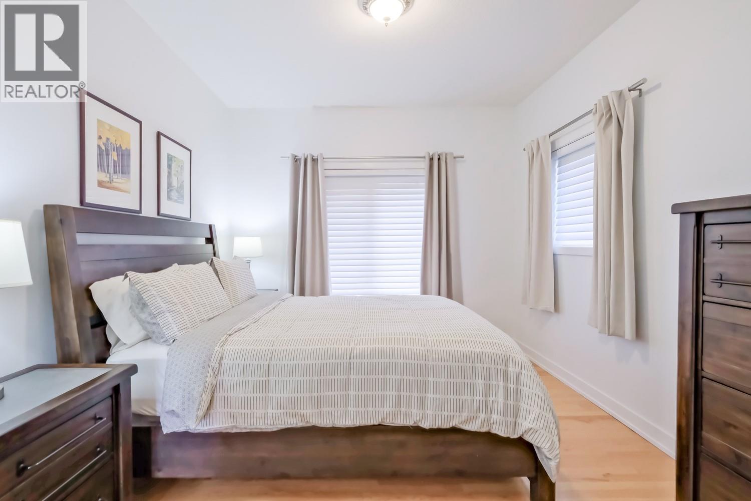  378 Okaview Road, Kelowna