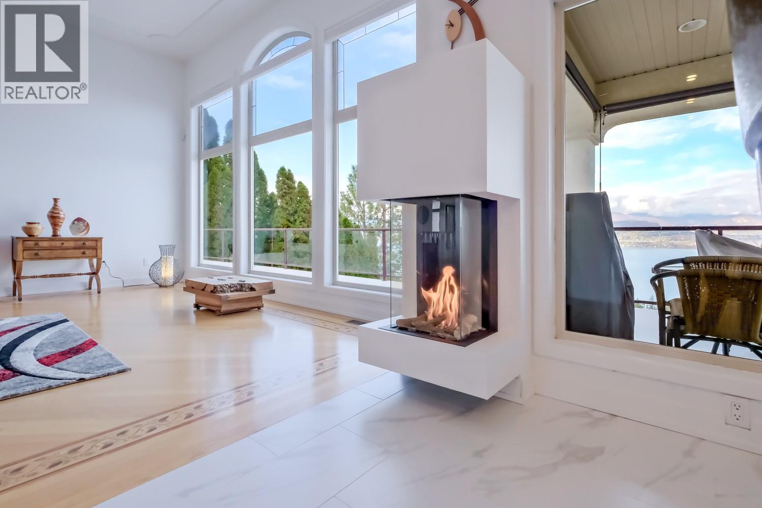  378 Okaview Road, Kelowna