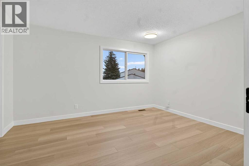 Single Family House for Sale in    Avenue NE Marlborough Park Calgary 