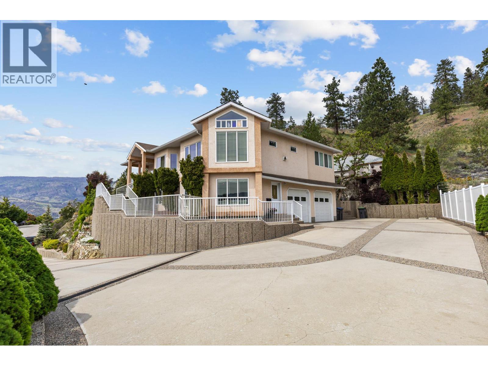  705 Royal Pine Drive, Kelowna