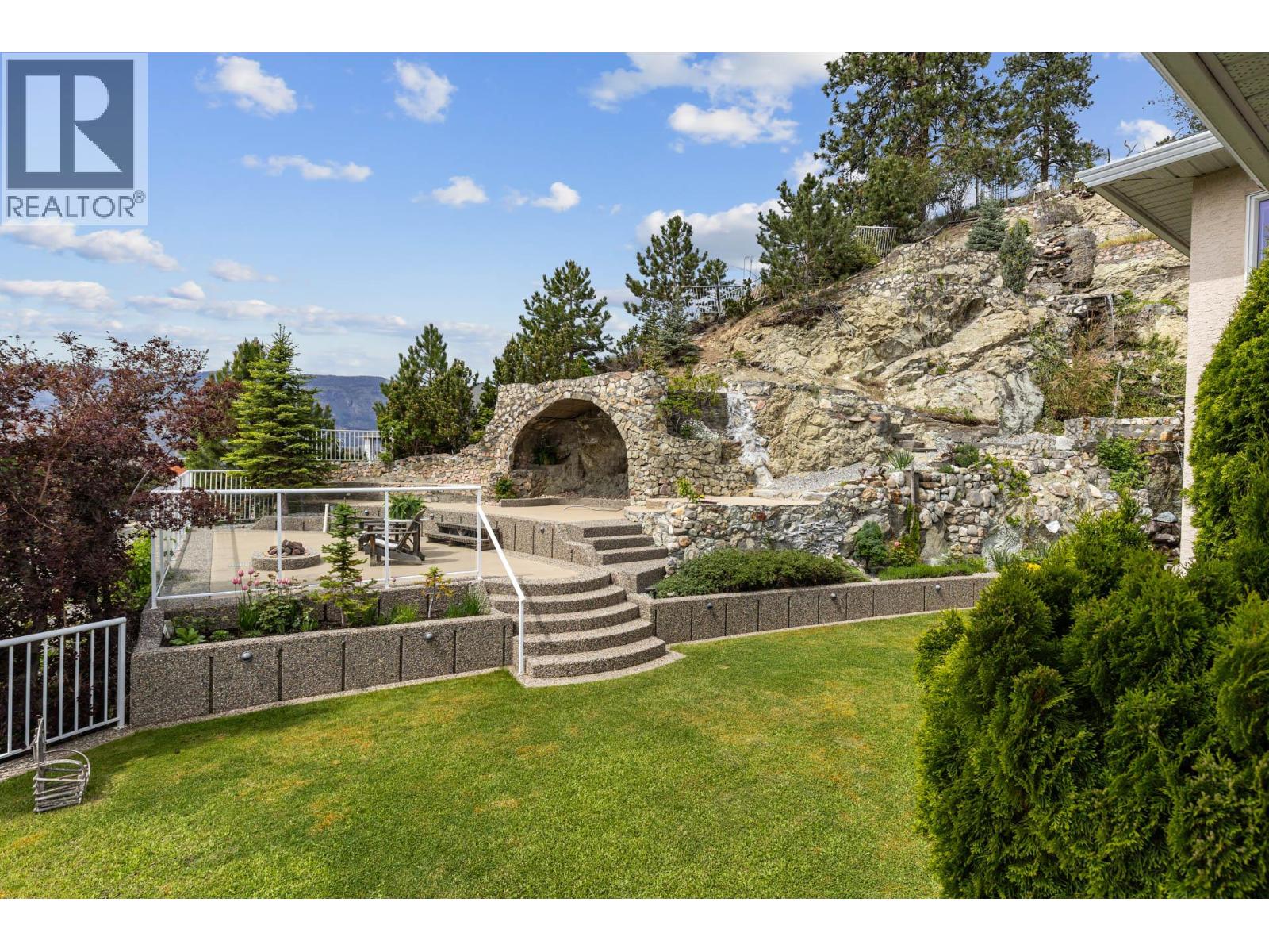  705 Royal Pine Drive, Kelowna