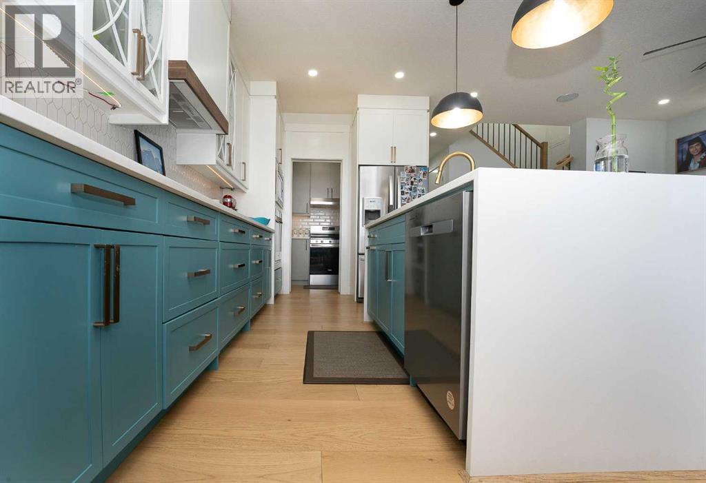 Single Family House for Sale in   Avenue NE Saddle Ridge Calgary 