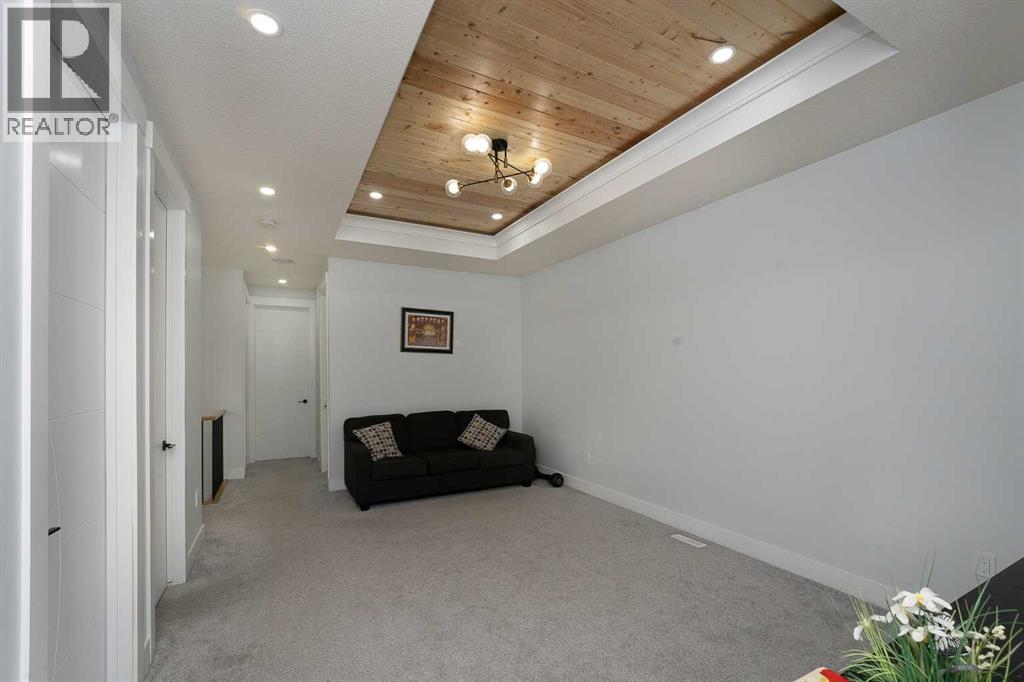 Single Family House for Sale in   Avenue NE Saddle Ridge Calgary 