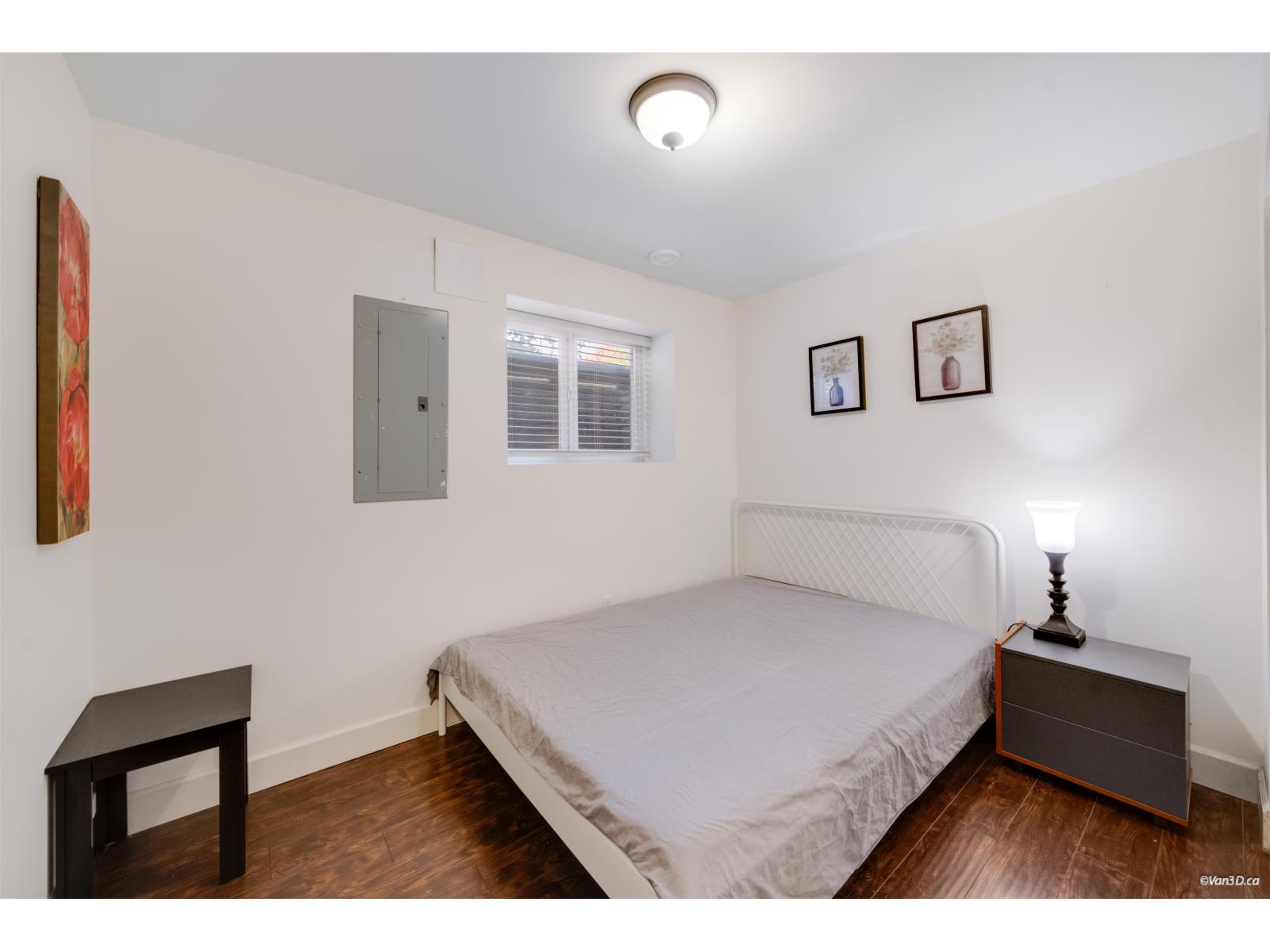 8197 211 STREET, Langley