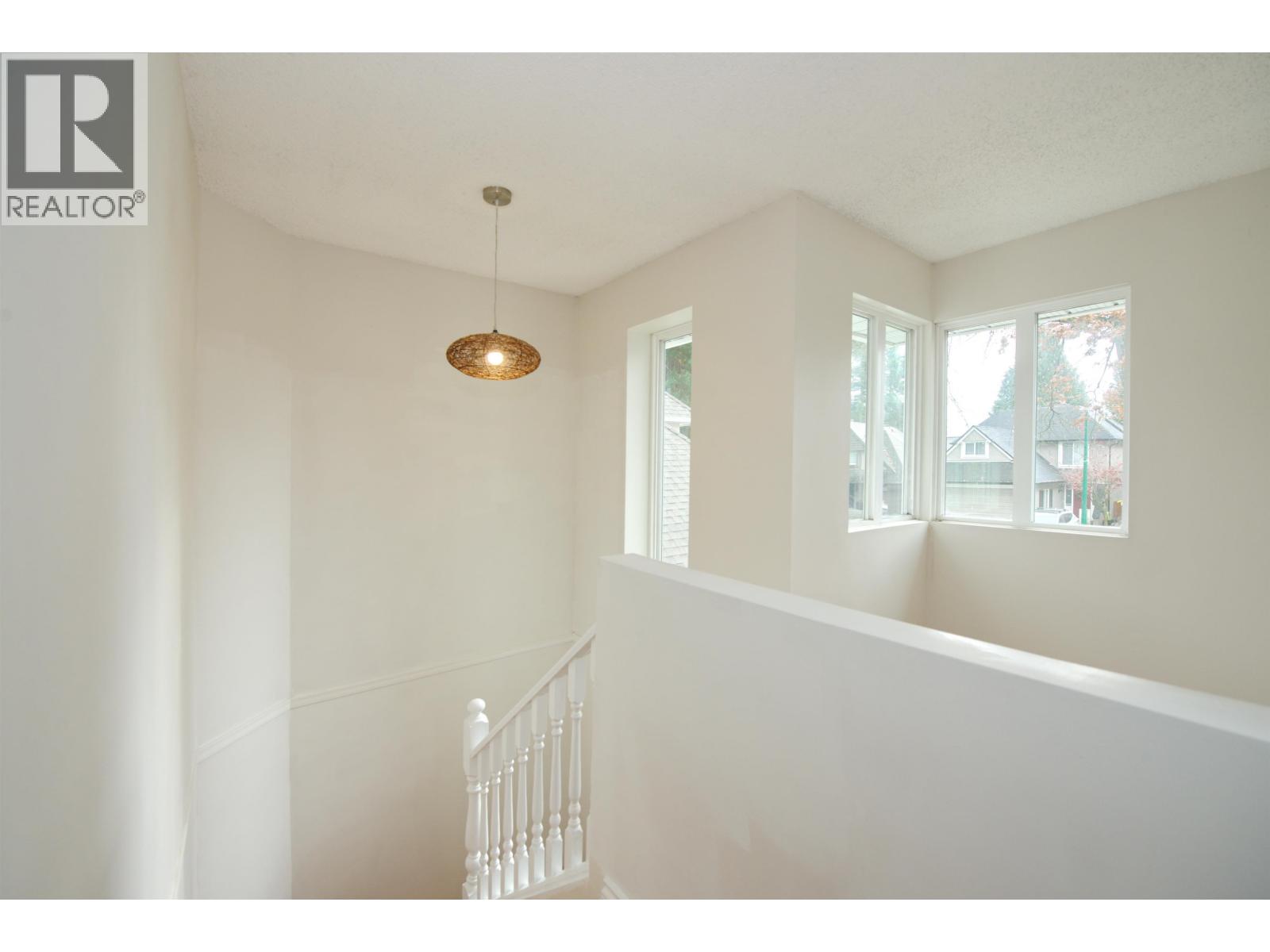 7203 BRIDLEWOOD COURT, Burnaby