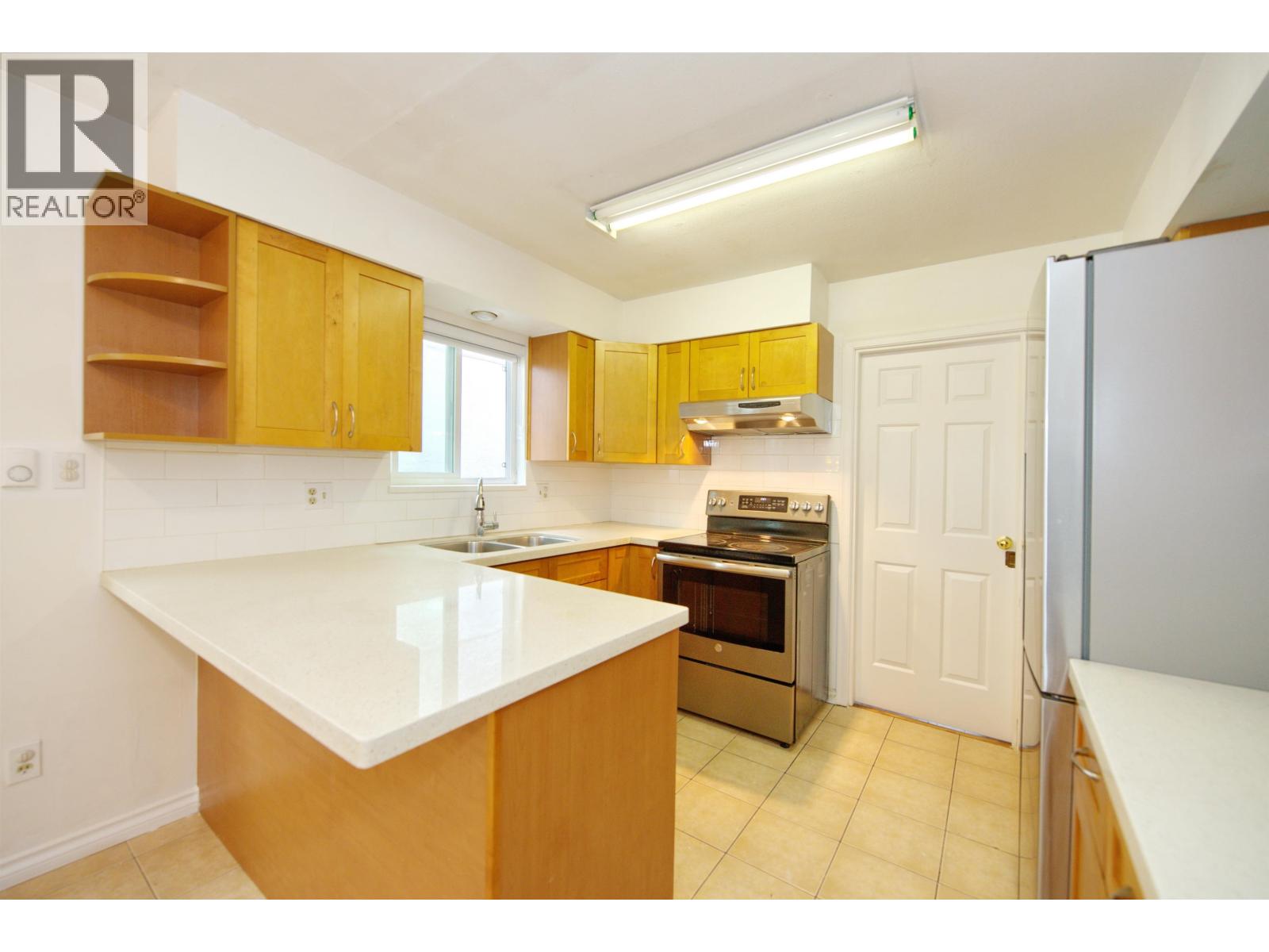 7203 BRIDLEWOOD COURT, Burnaby