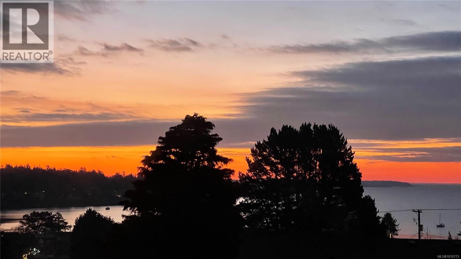  2559 Bermuda Place, Saanich