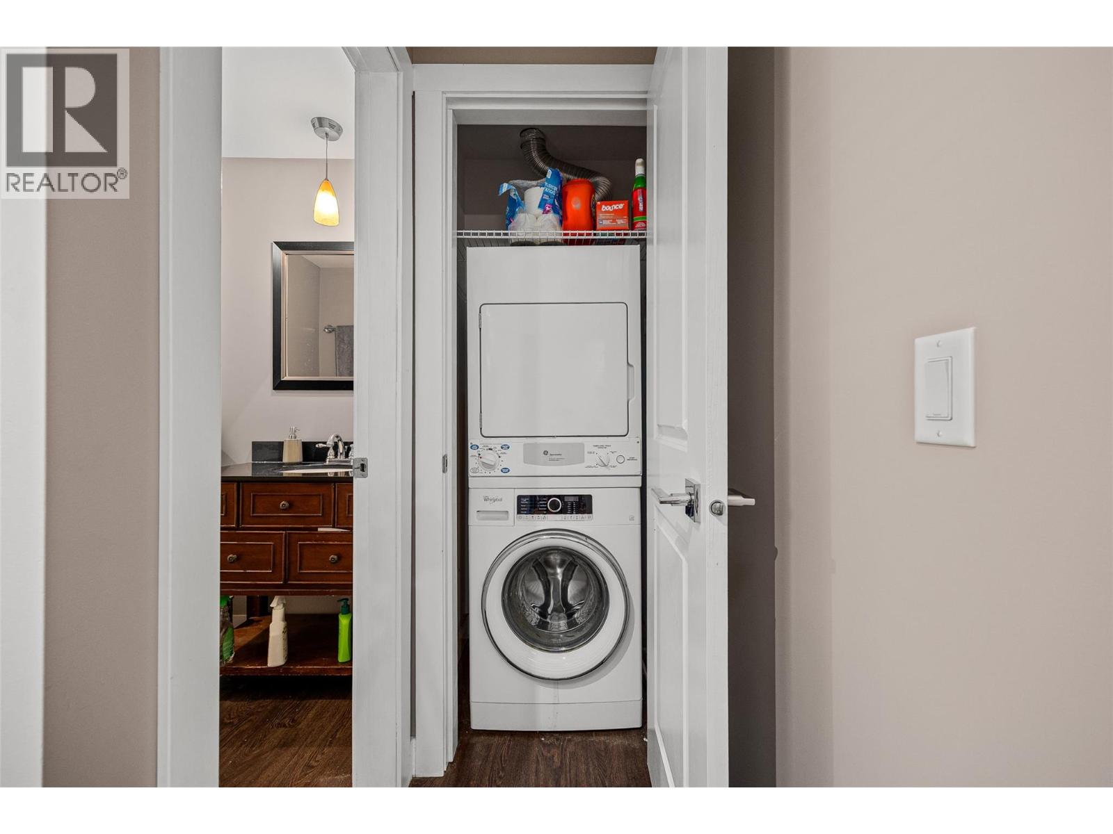  2156 Kaslo Court, Kelowna