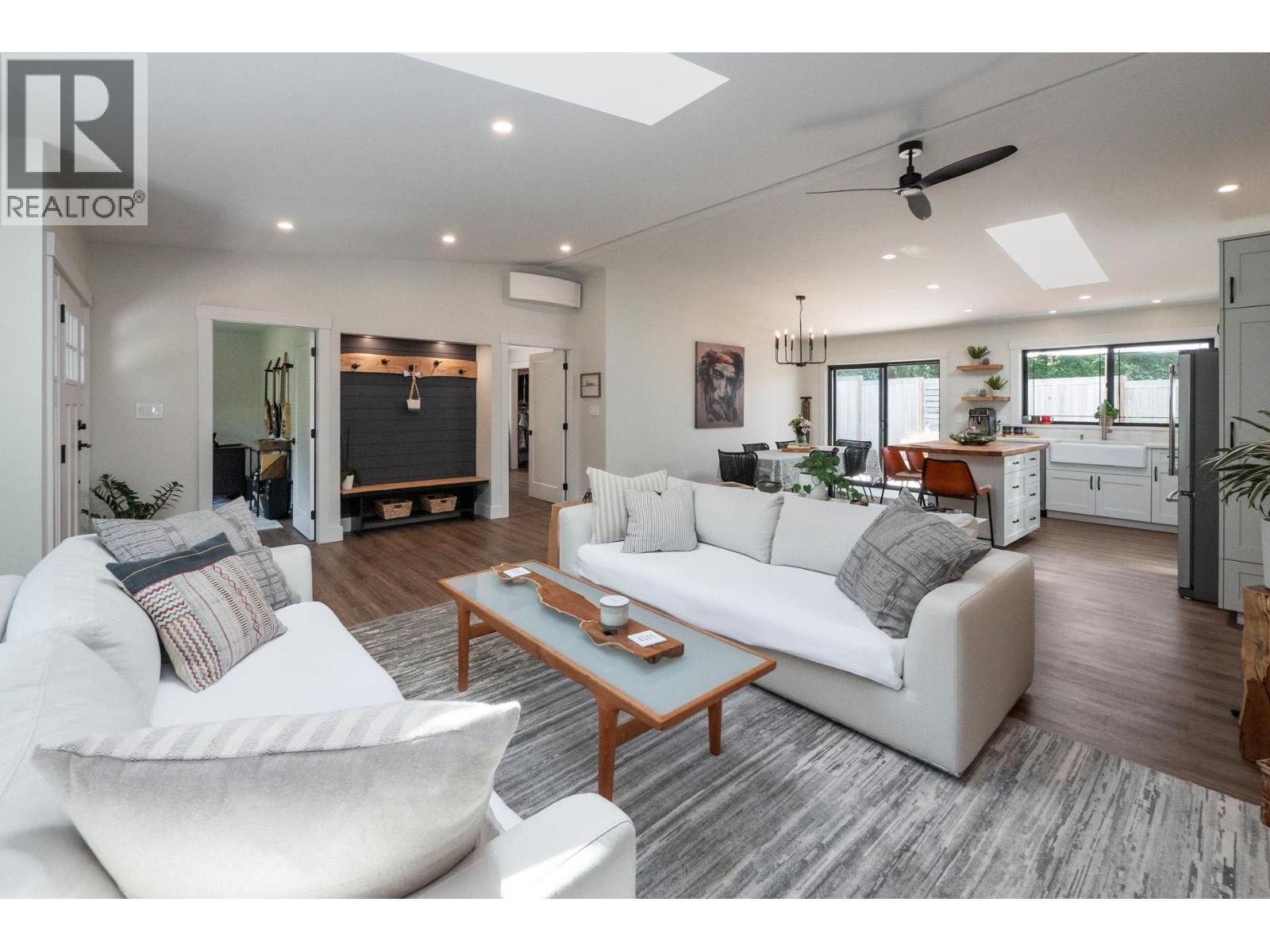 655 DOUGALL ROAD, Gibsons