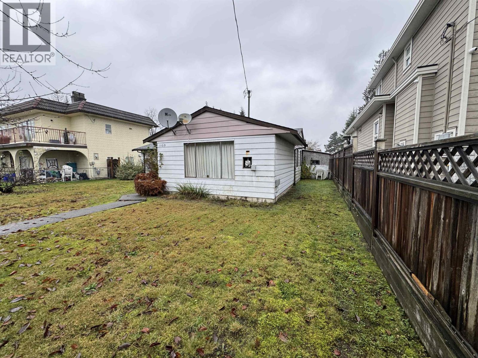 1103 COMO LAKE AVENUE, Coquitlam