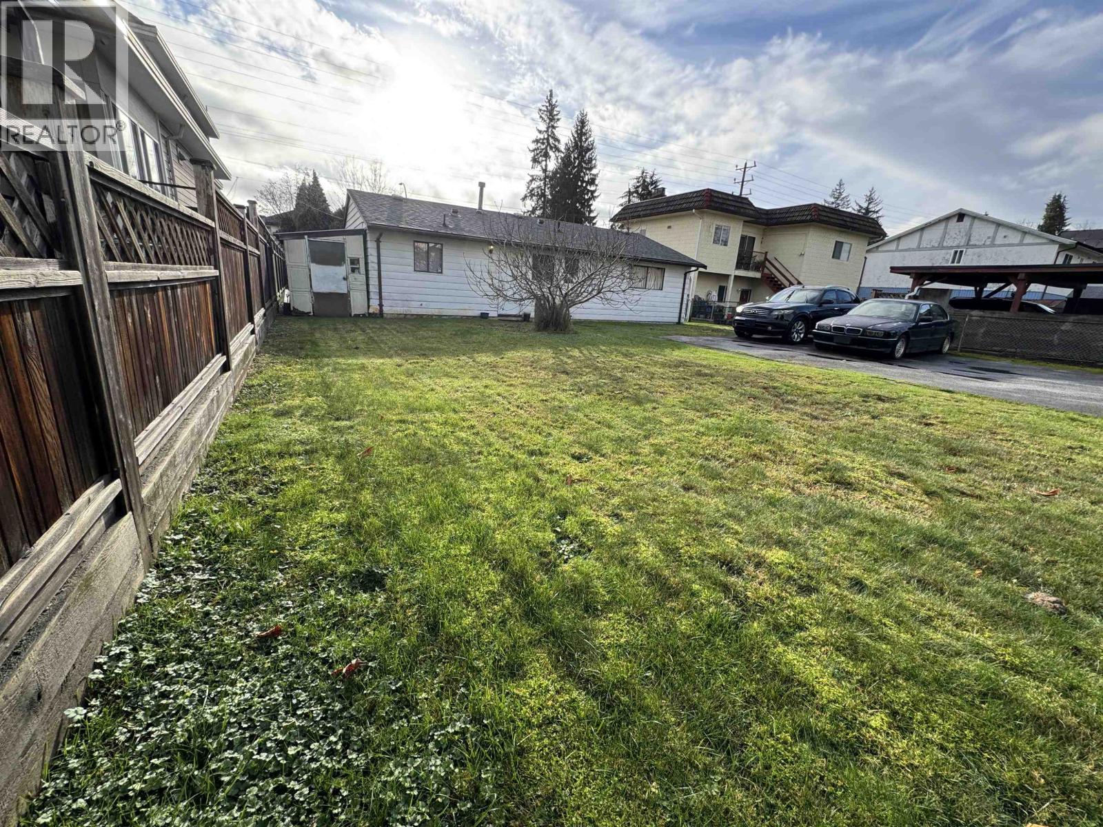 1103 COMO LAKE AVENUE, Coquitlam