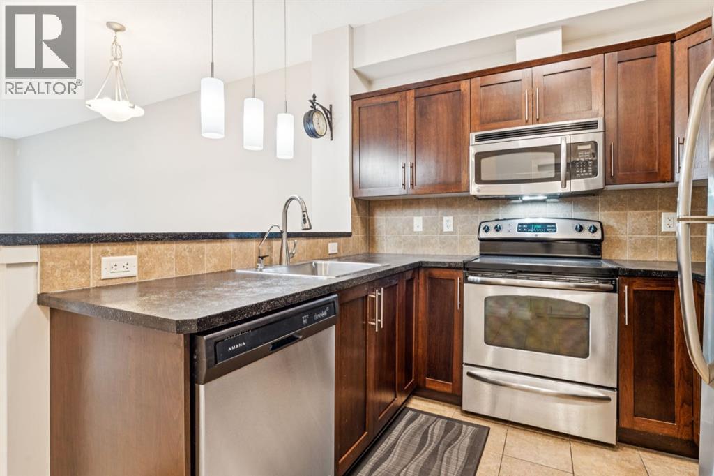 205 Sunset Drive, Cochrane