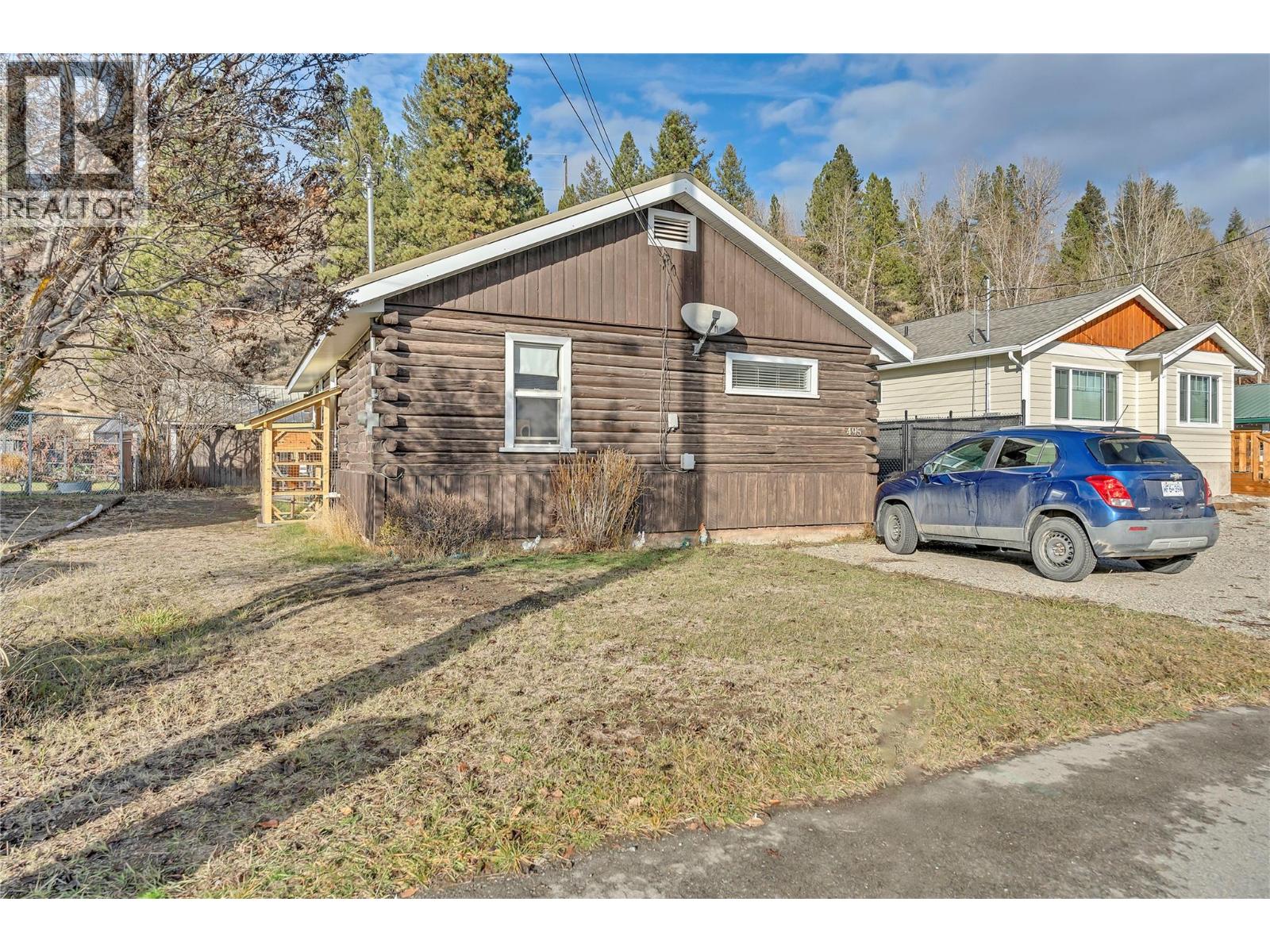  495 Auburn Crescent, Princeton