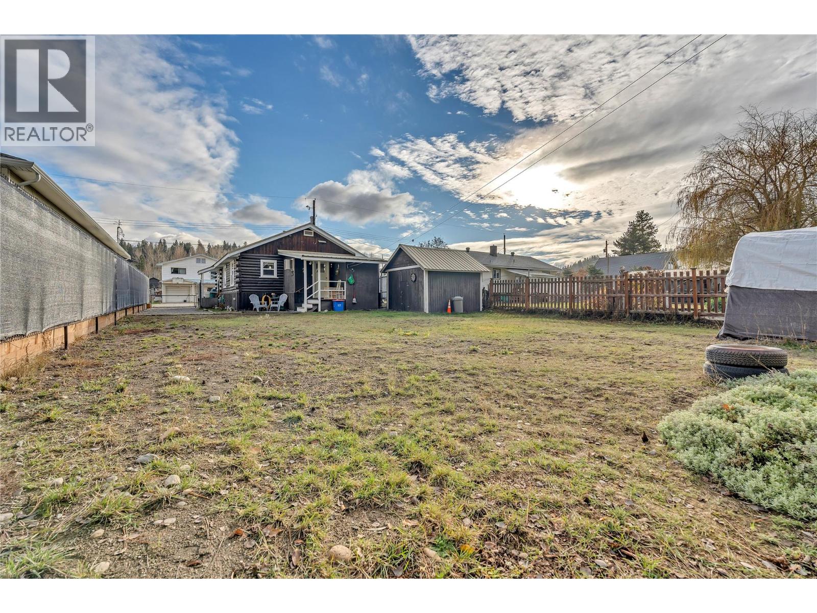  495 Auburn Crescent, Princeton