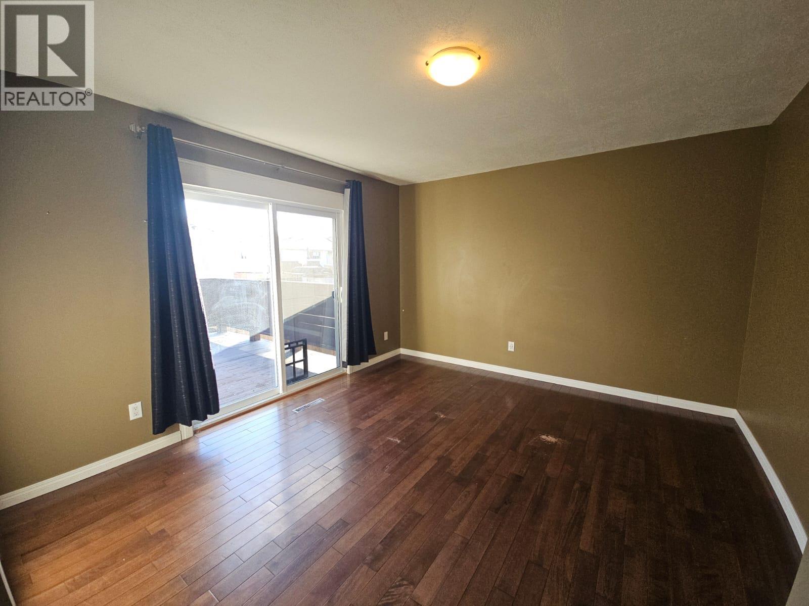 256 Peace River Crescent, Tumbler Ridge