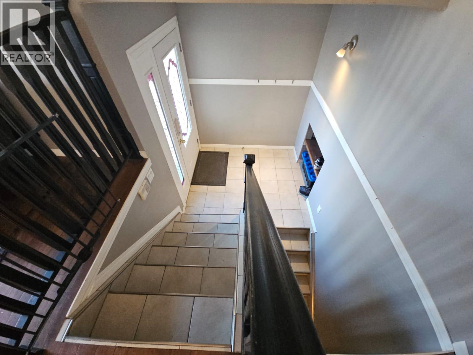 256 Peace River Crescent, Tumbler Ridge