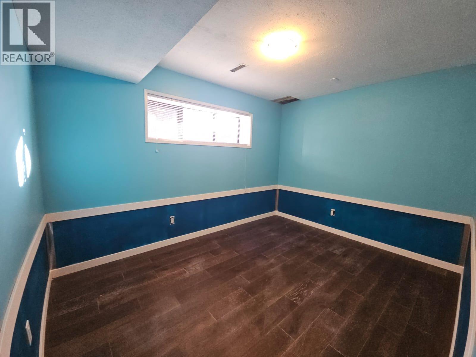 256 Peace River Crescent, Tumbler Ridge