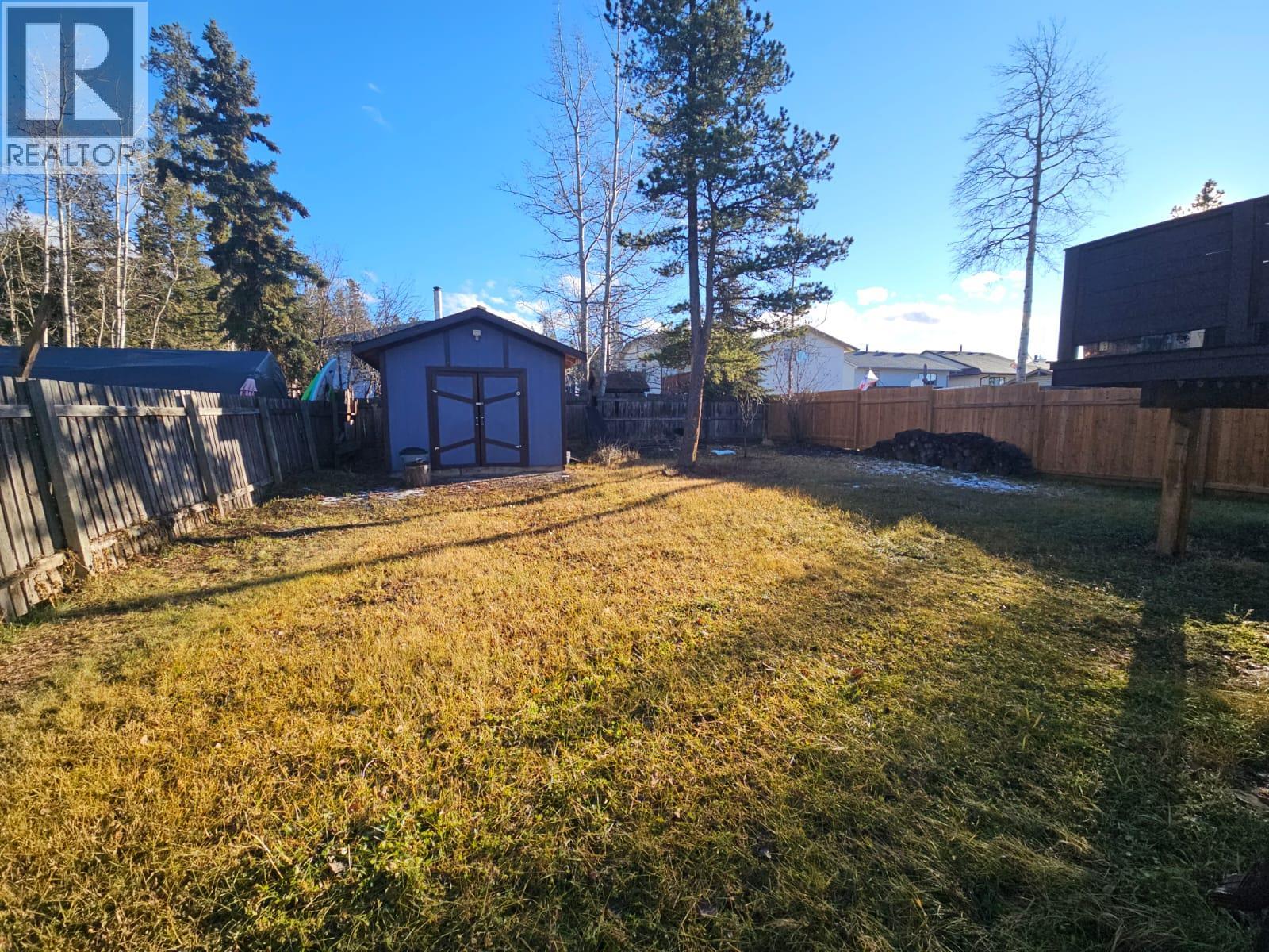 256 Peace River Crescent, Tumbler Ridge