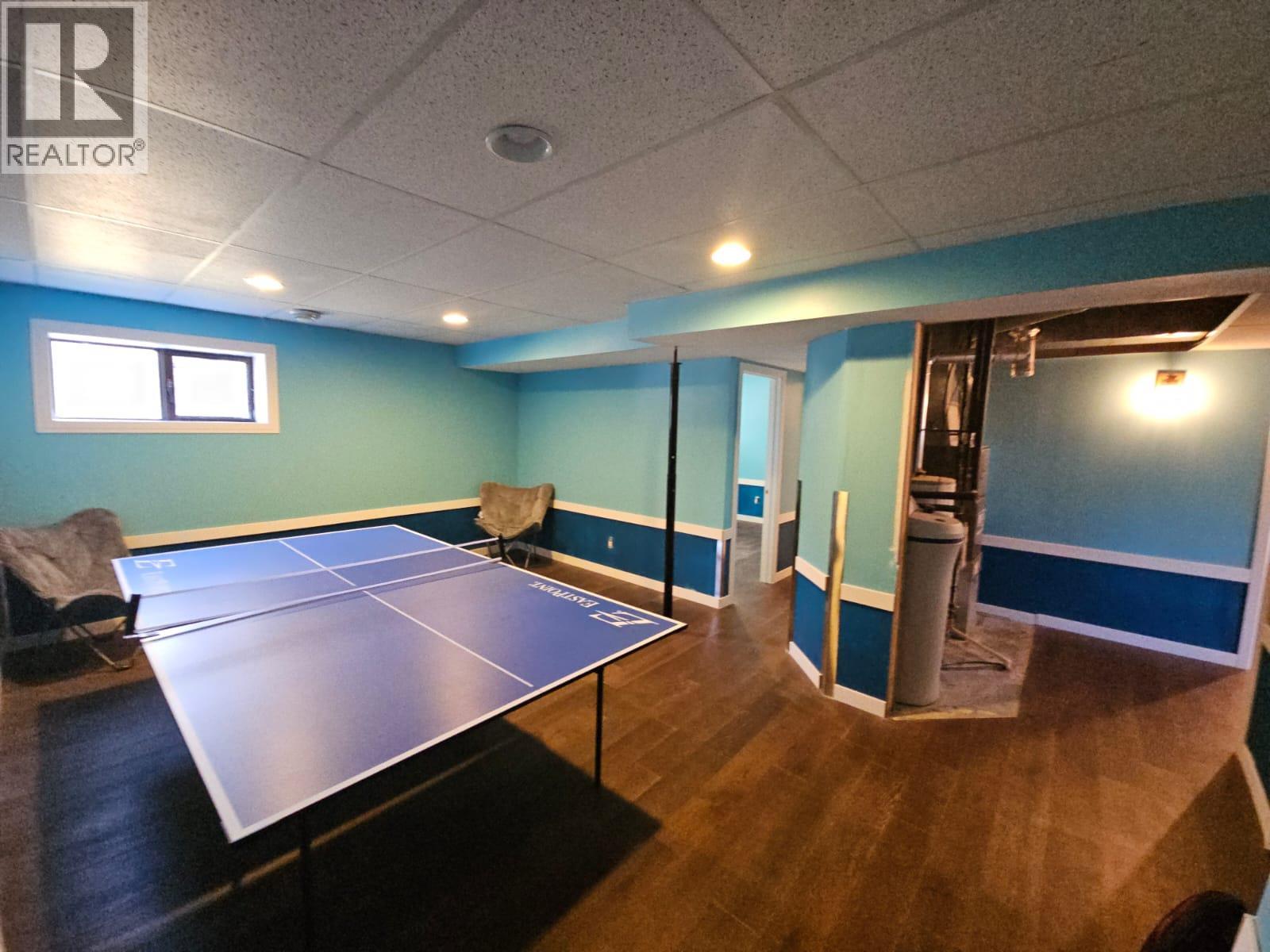 256 Peace River Crescent, Tumbler Ridge