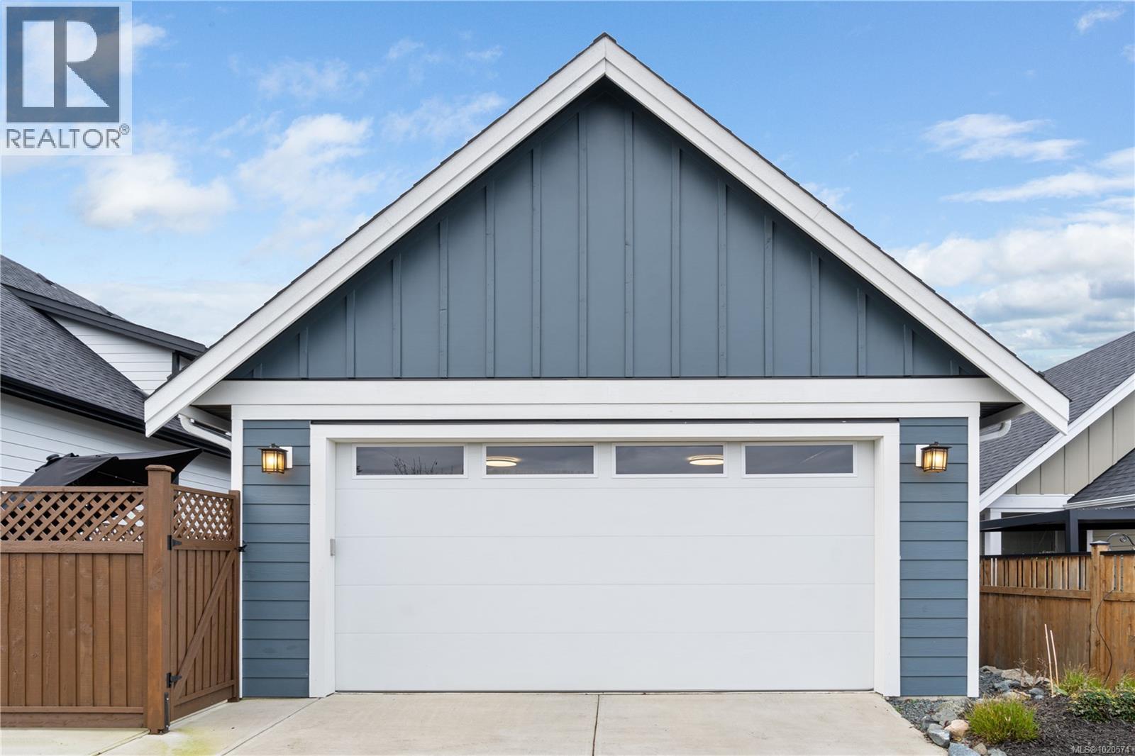 682 Briarwood Dr, Parksville