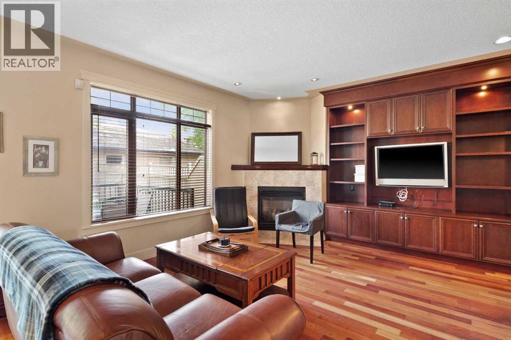 Single Family House for Sale in   Street NE Winston Heights/Mountview Calgary 