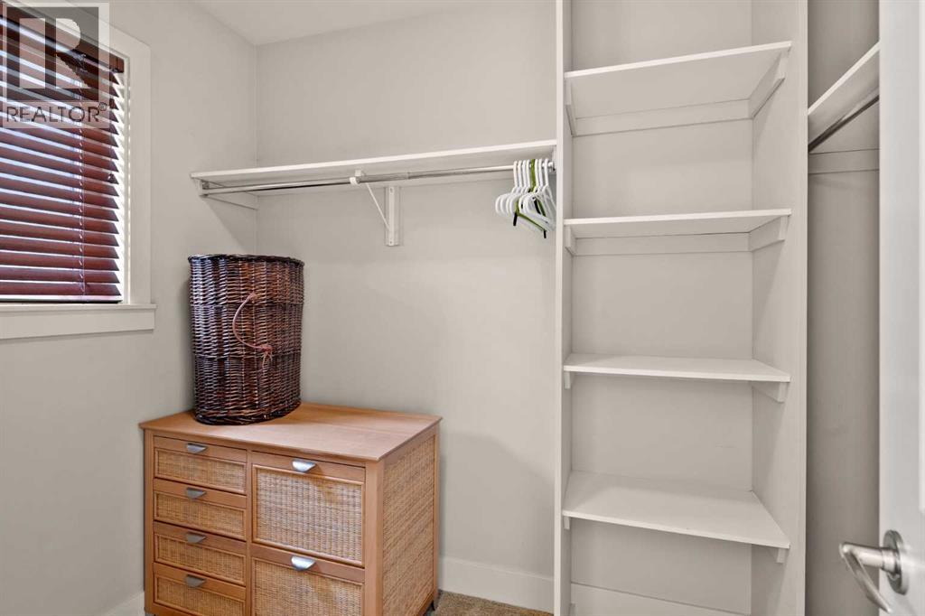 Single Family House for Sale in   Street NE Winston Heights/Mountview Calgary 