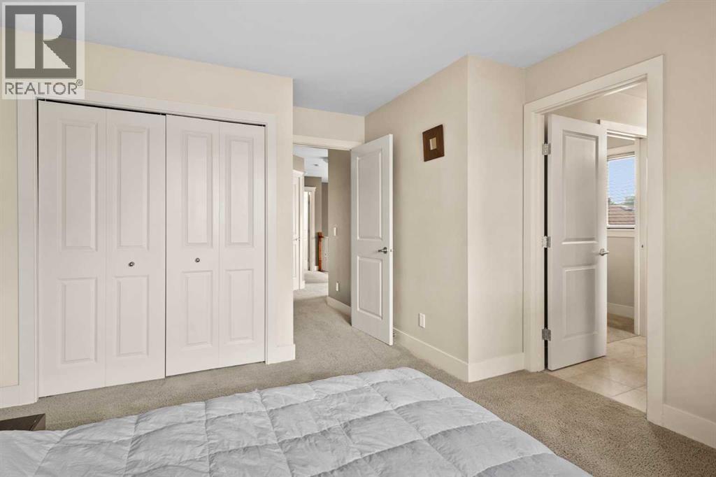 Single Family House for Sale in   Street NE Winston Heights/Mountview Calgary 