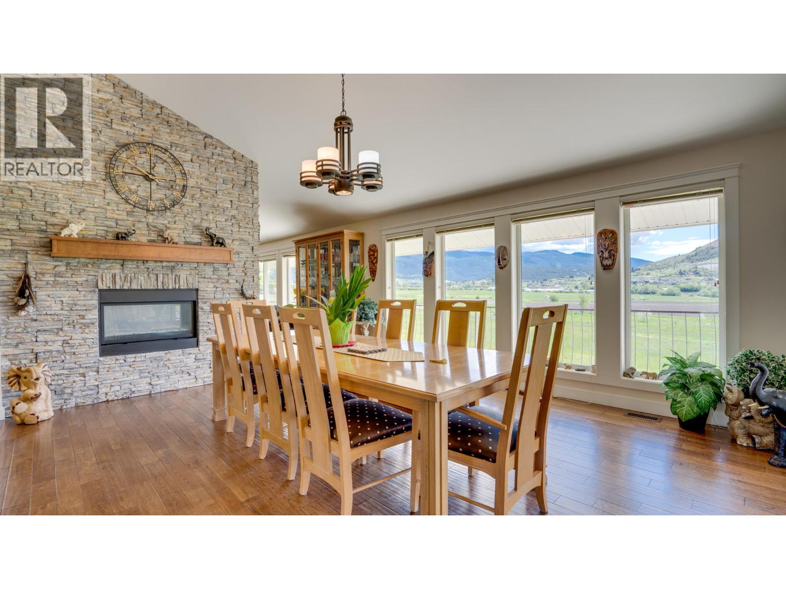  620 Mountview Road, Vernon