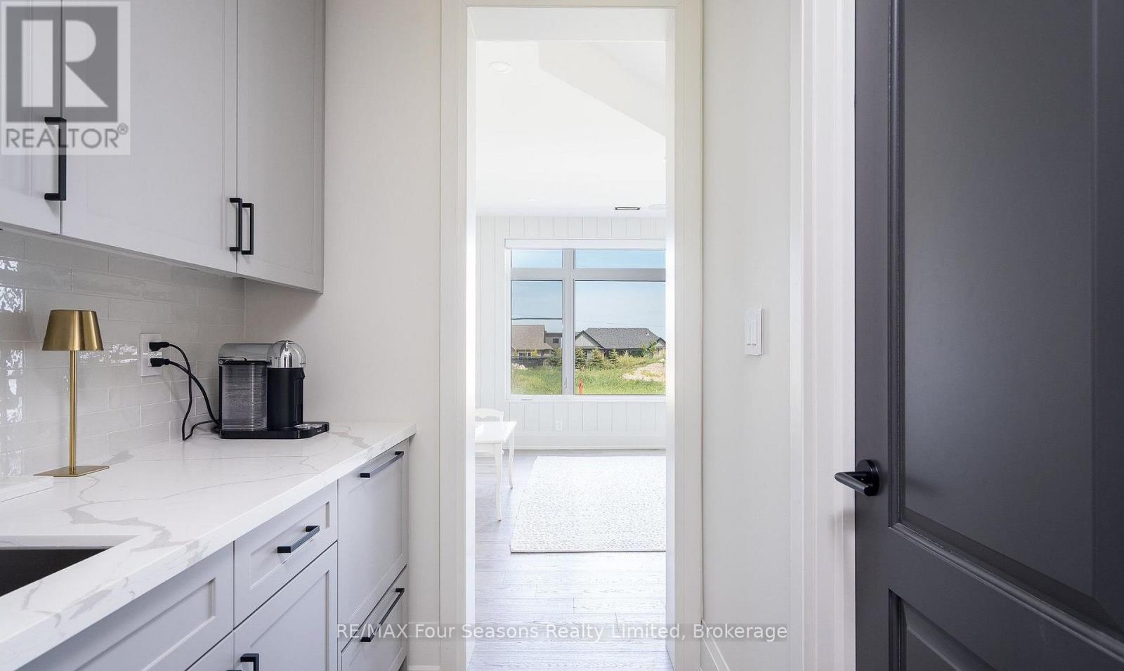 132 DOROTHY DRIVE - 13