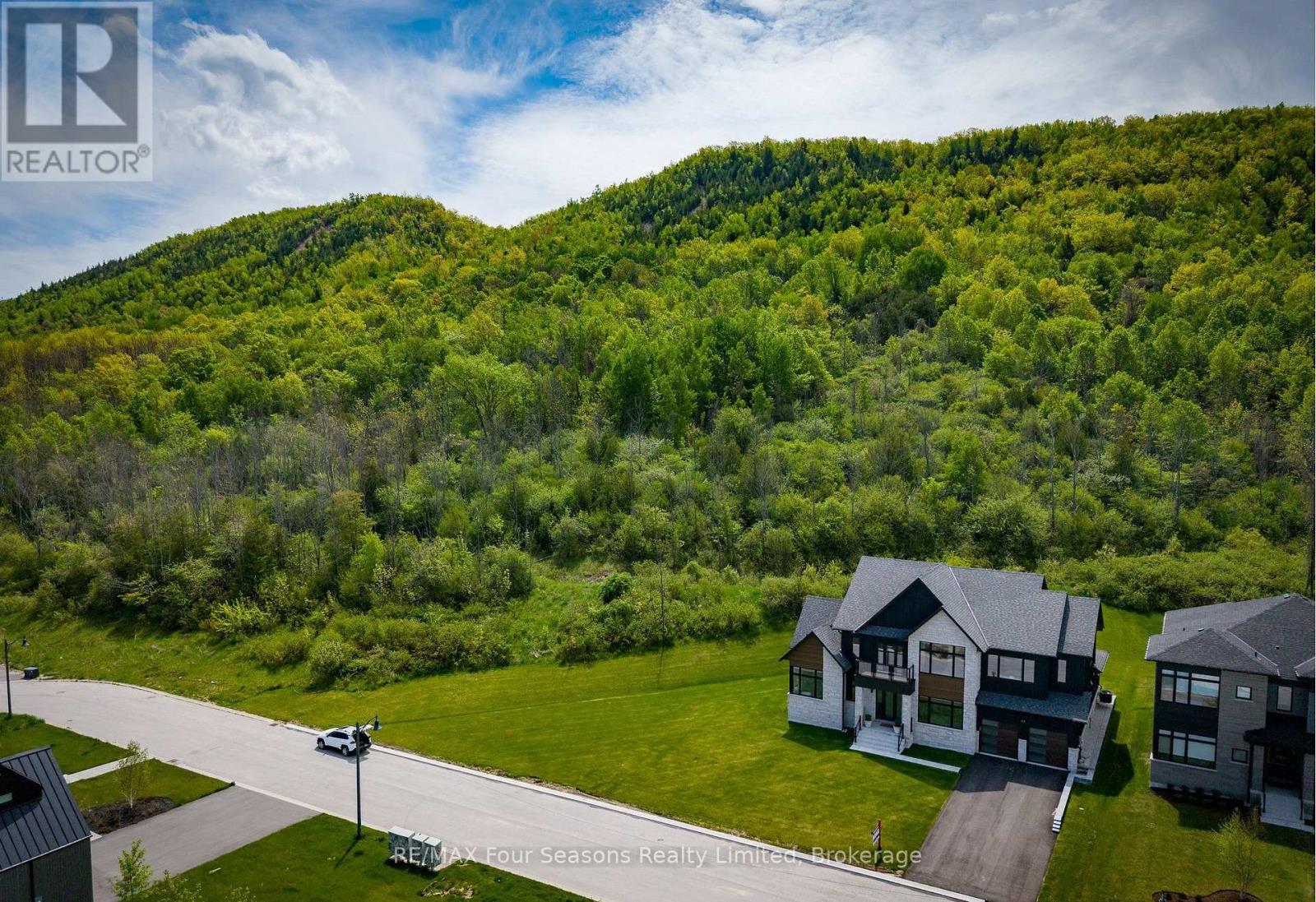 132 DOROTHY DRIVE - 39