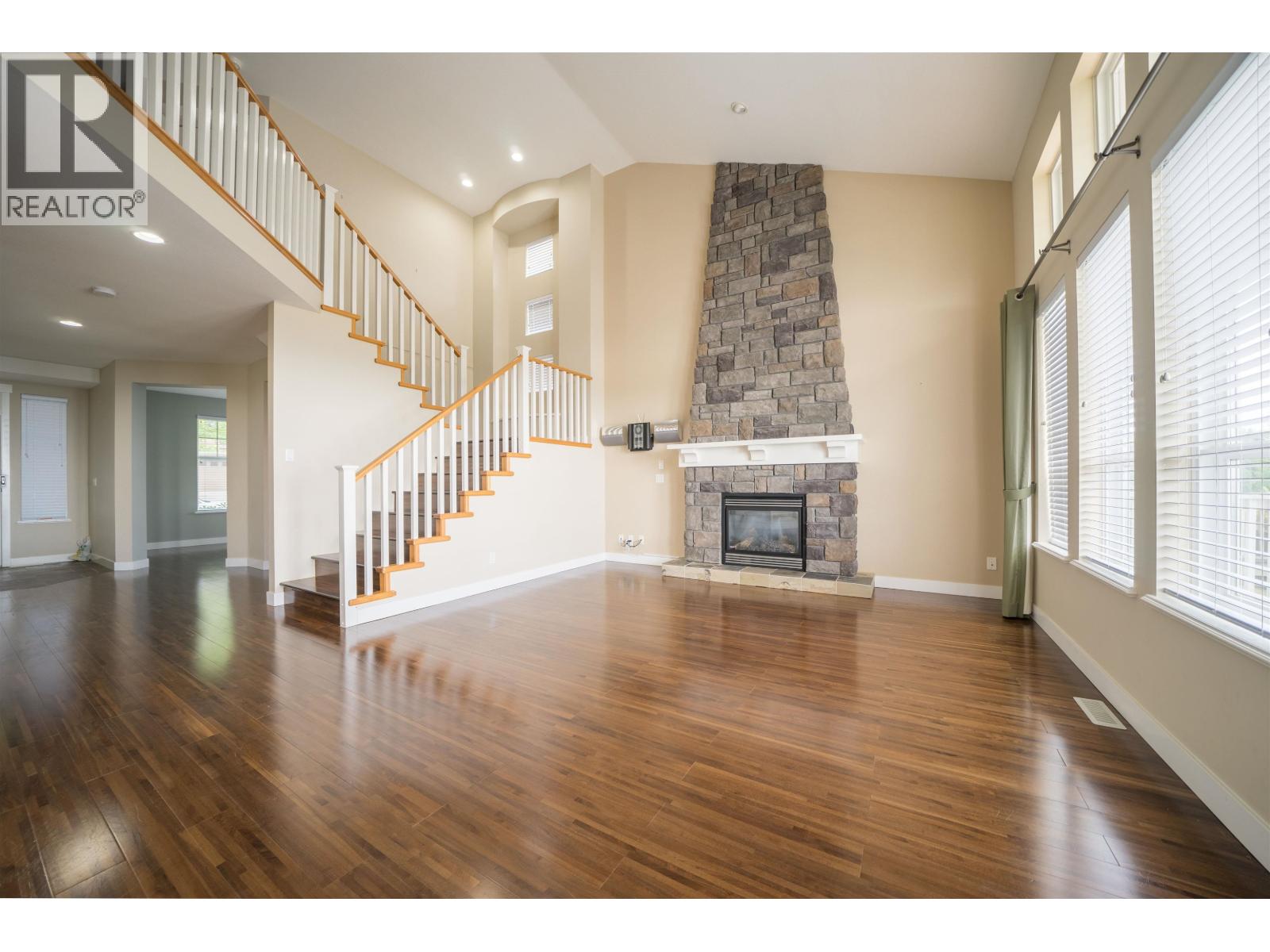 112 MAPLE DRIVE, Port Moody