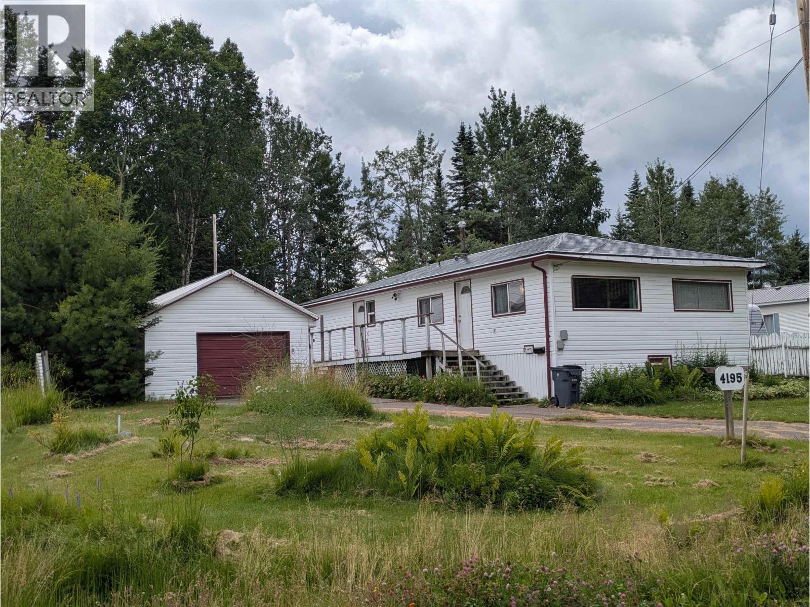 4195 KNIGHT CRESCENT, Prince George