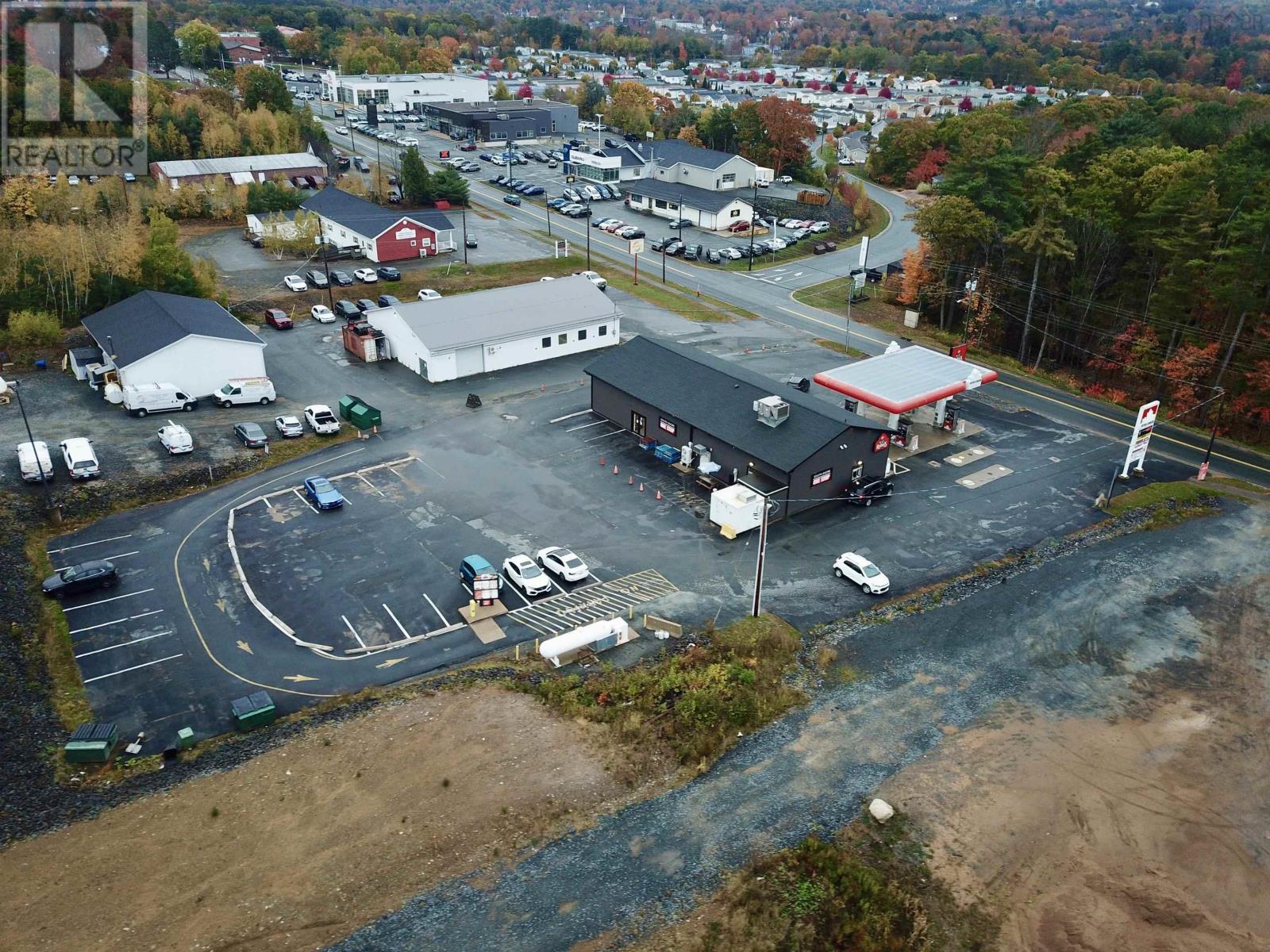 Property 12 of 16 of 264 North Street