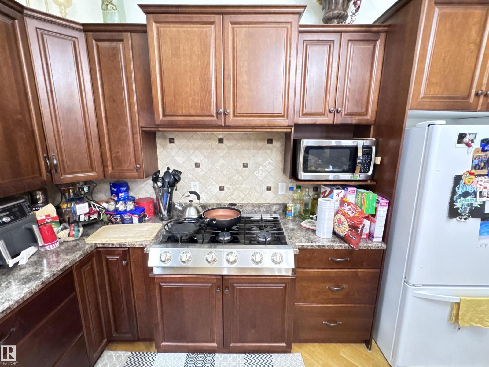 673001A RGE ROAD 215 - 11
