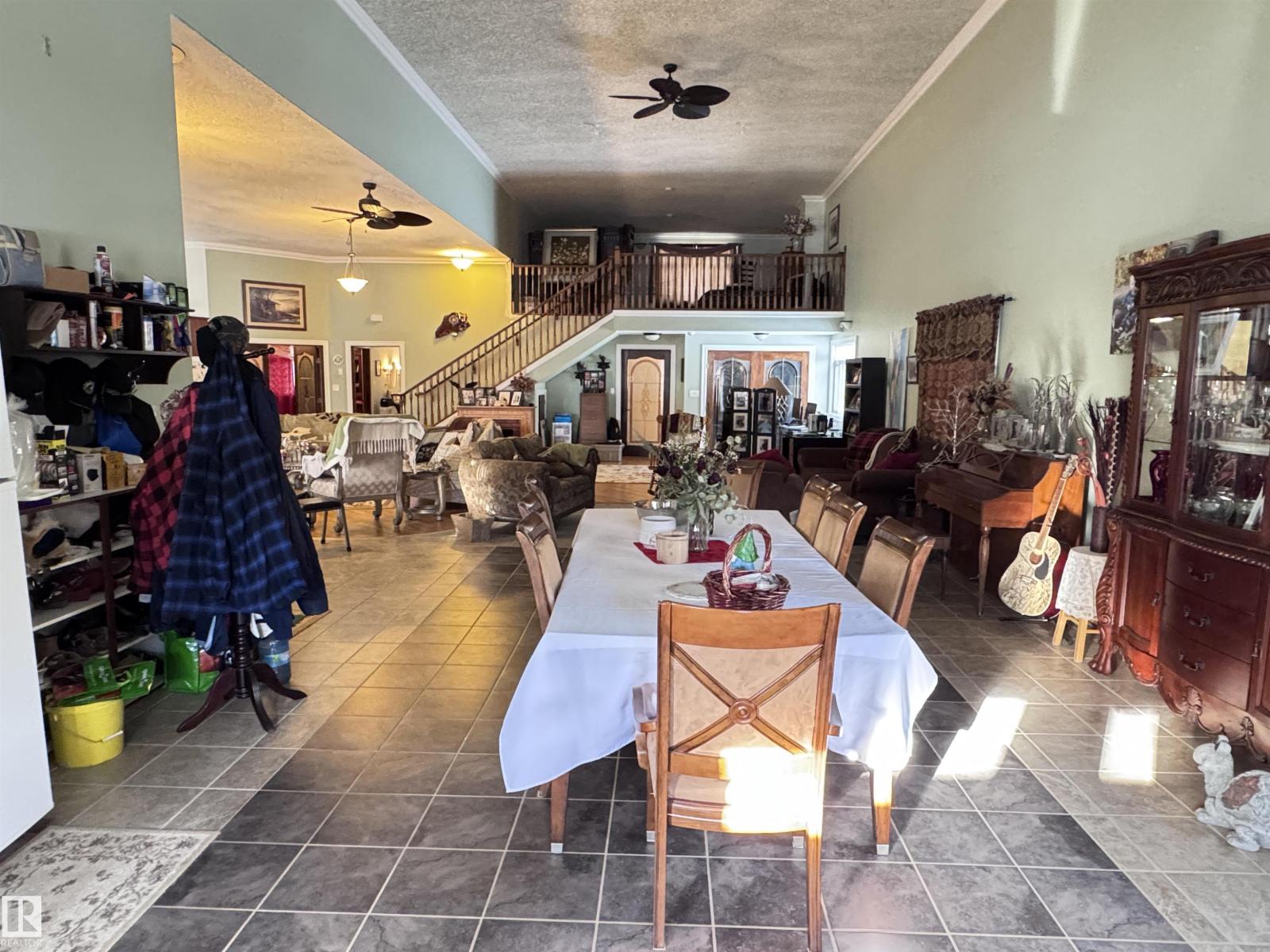 673001A RGE ROAD 215 - 17