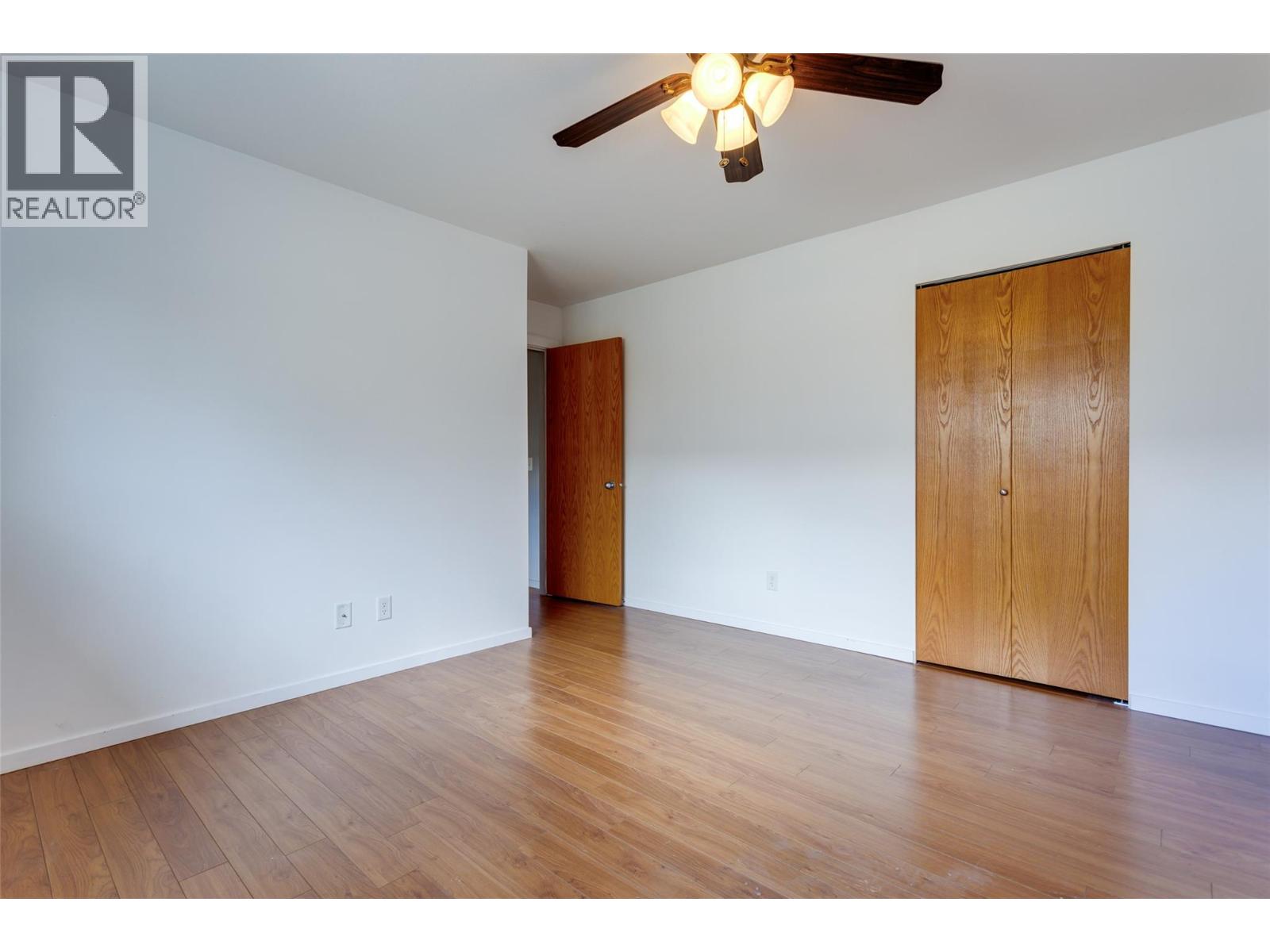  860 Glenwood Avenue, Kelowna