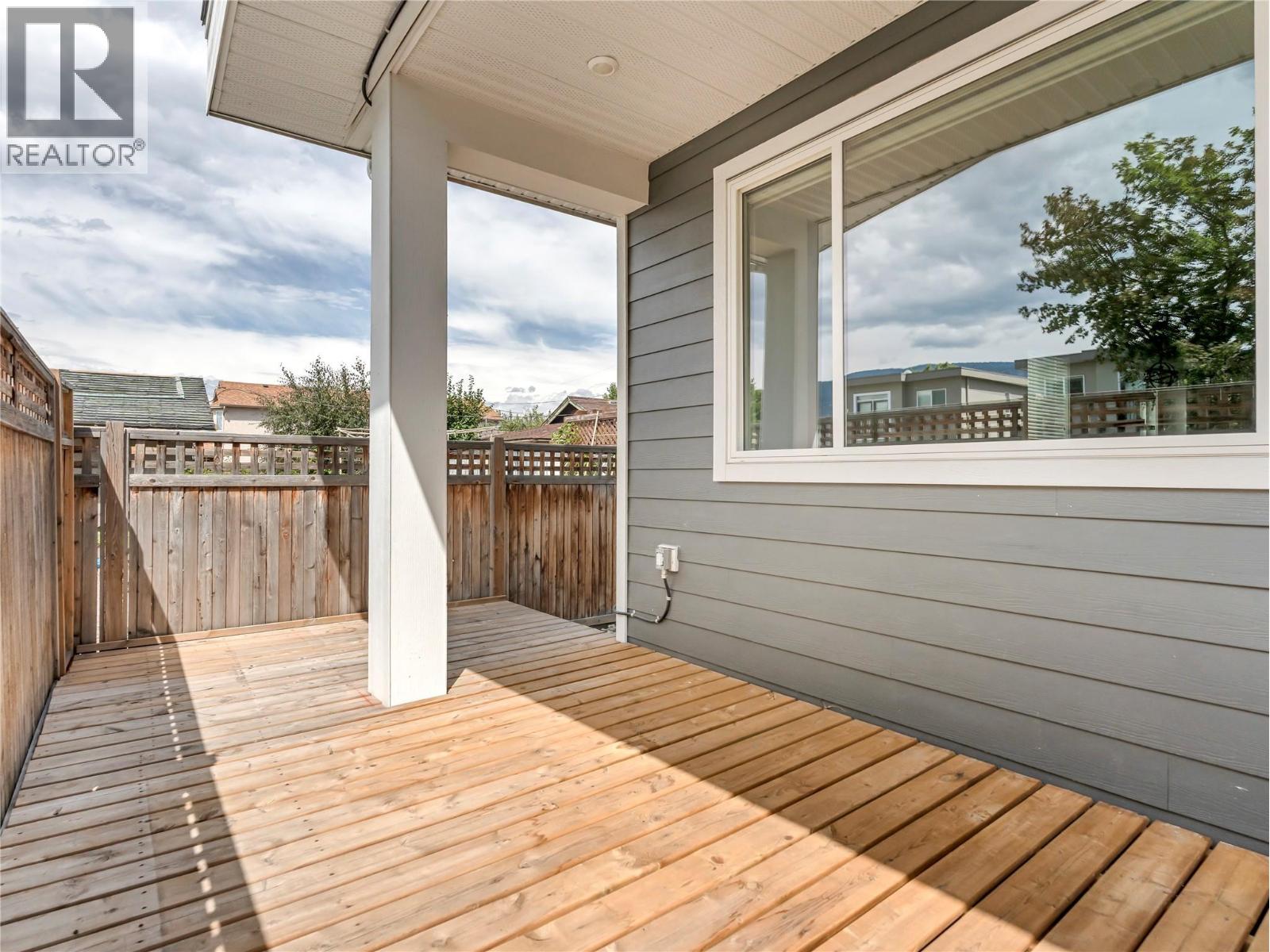 102 453 MAURICE Street, Penticton