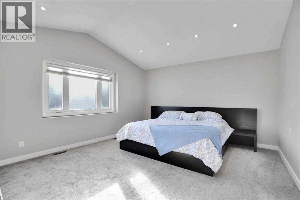 33 Douglasbank Rise SE, Calgary, Alberta