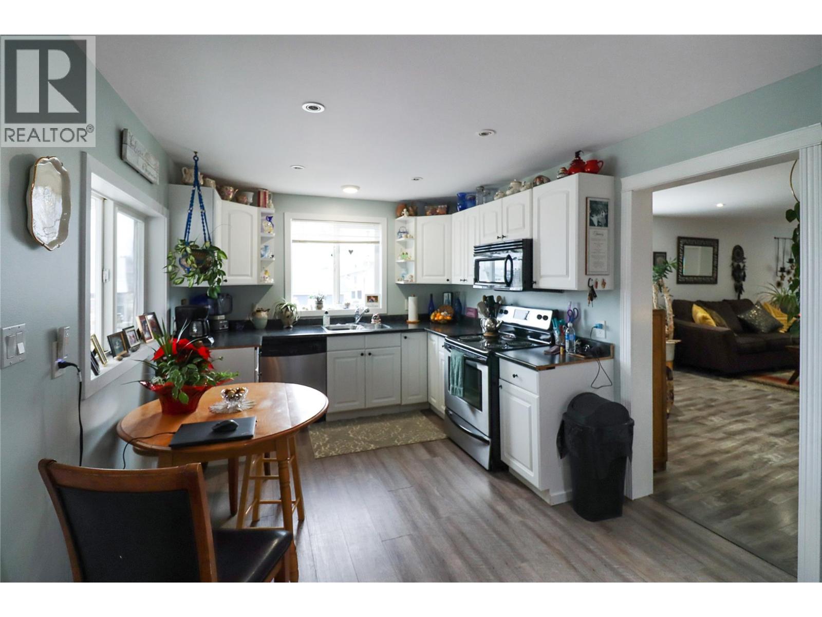 359 Waterfront Avenue, Princeton