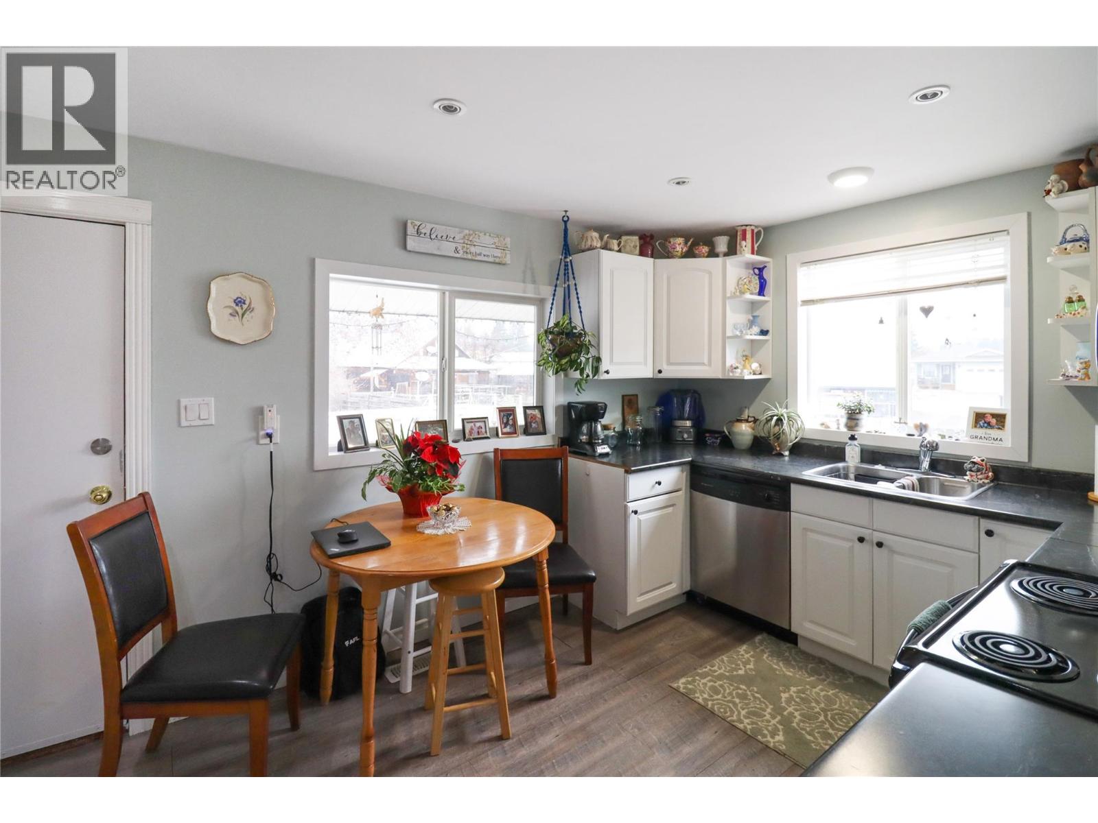 359 Waterfront Avenue, Princeton