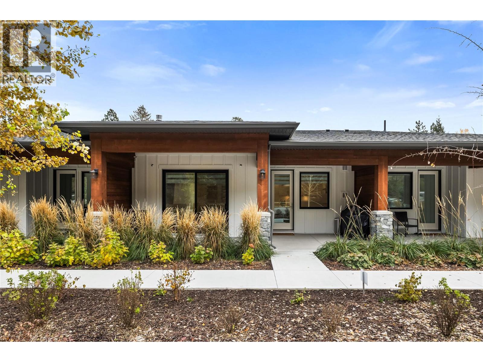 20 1979 Country Club Drive, Kelowna