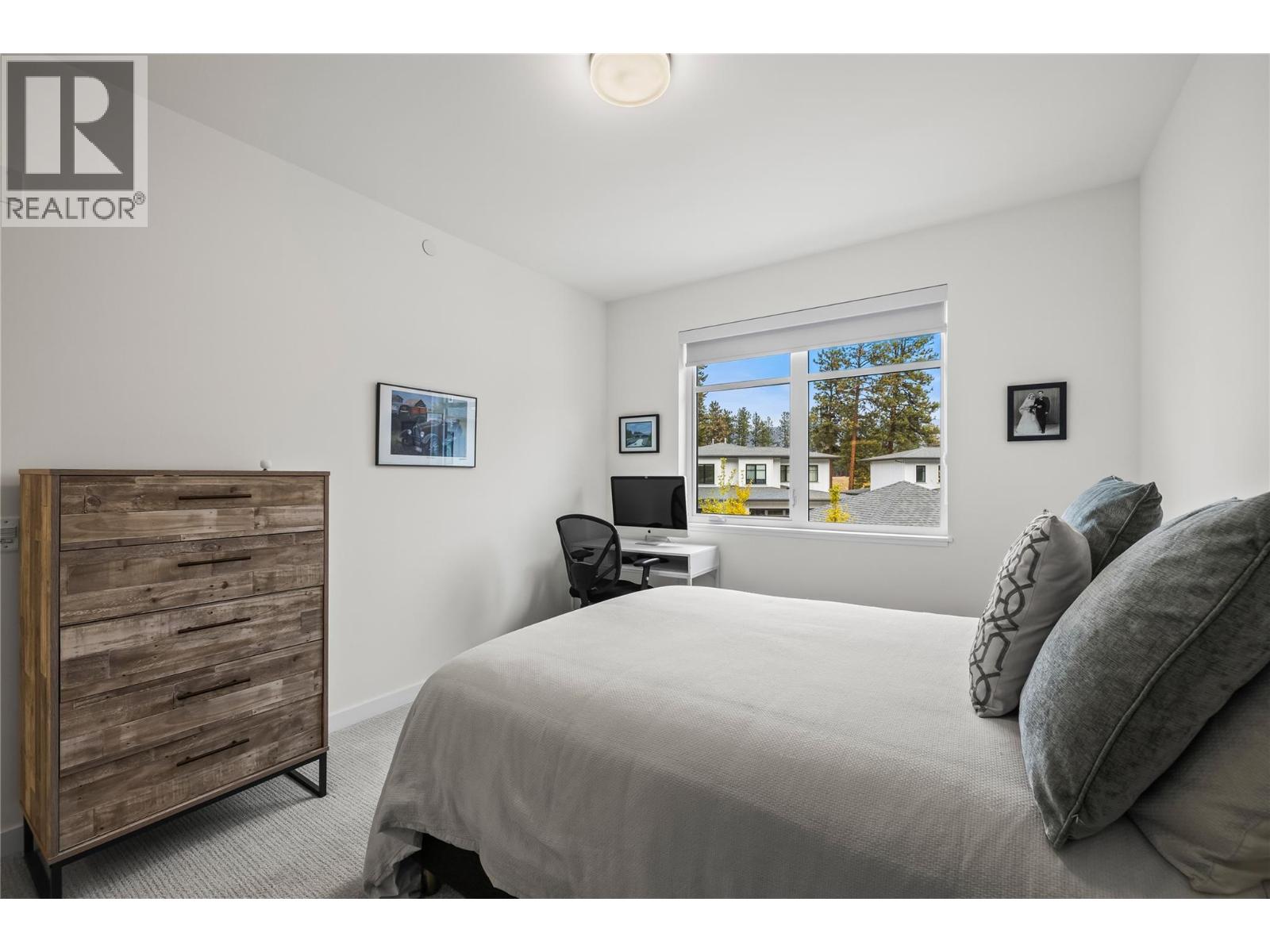 20 1979 Country Club Drive, Kelowna