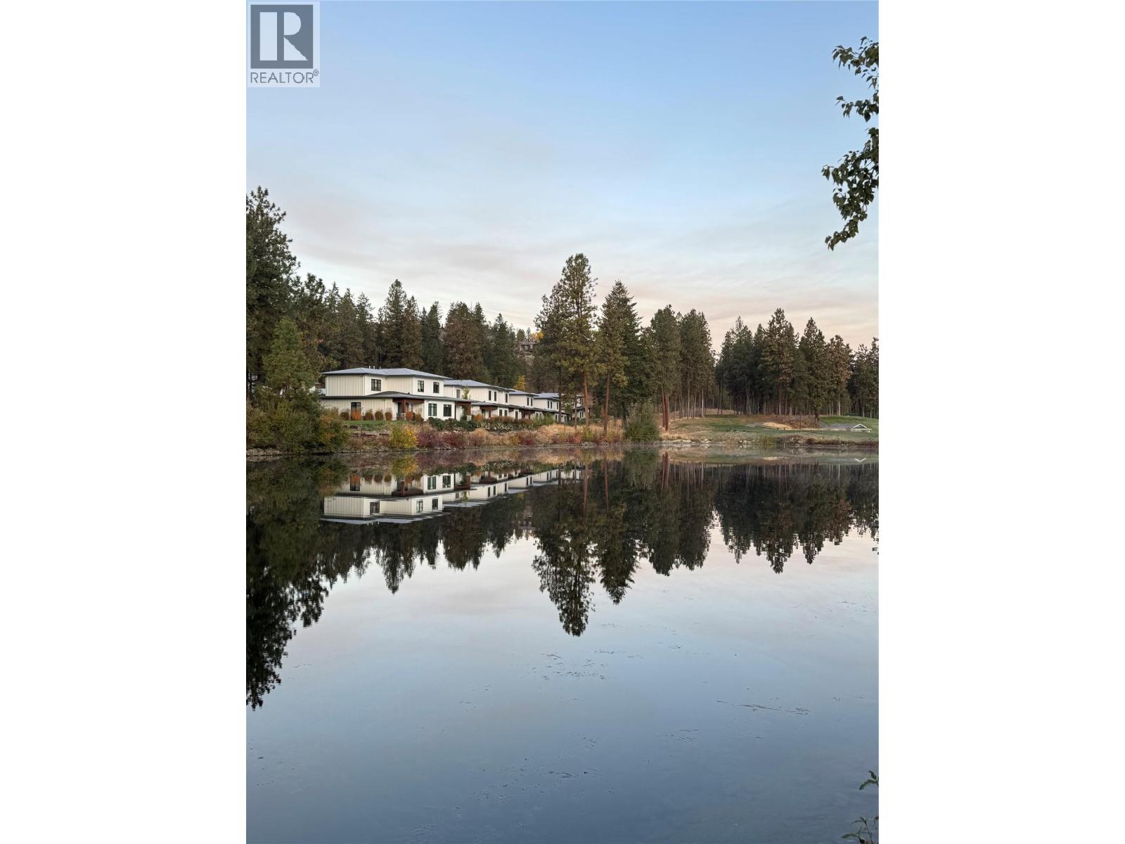 20 1979 Country Club Drive, Kelowna