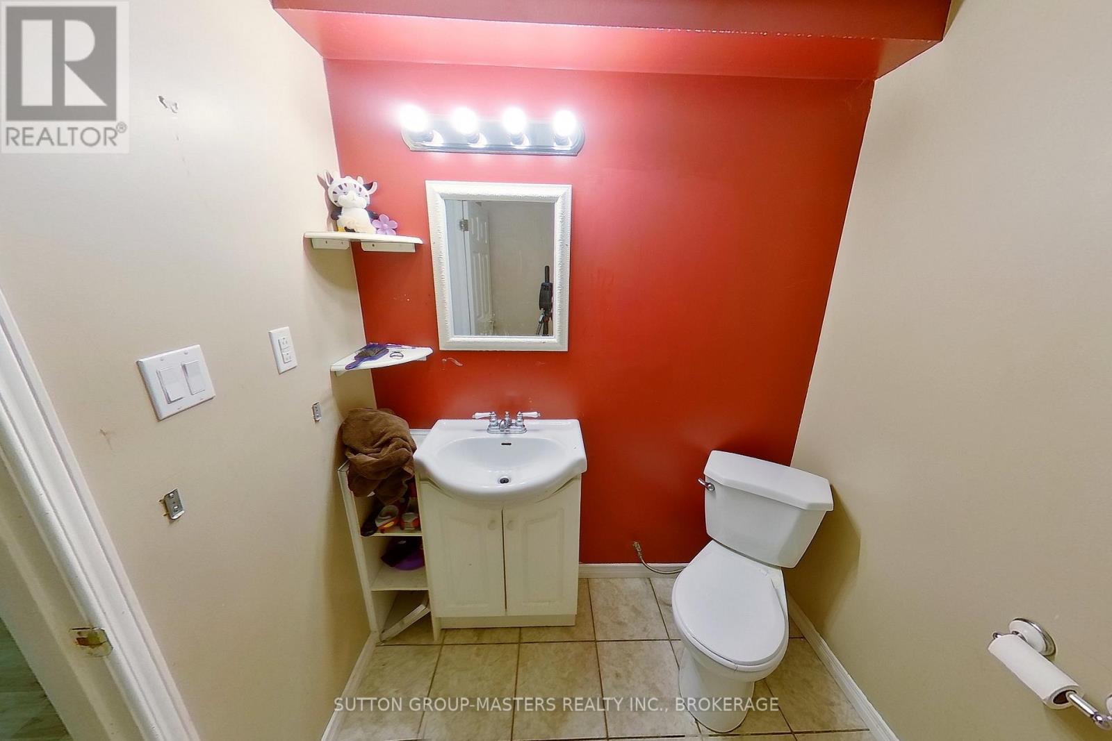 14 HERITAGE DRIVE - 28