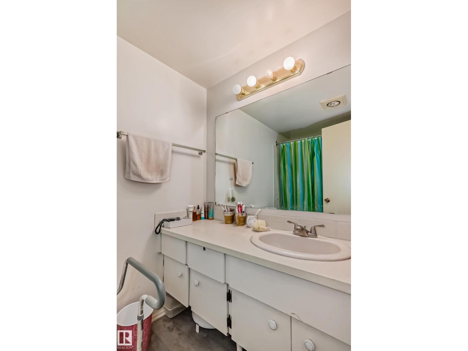 #315 5125 RIVERBEND RD NW, Edmonton