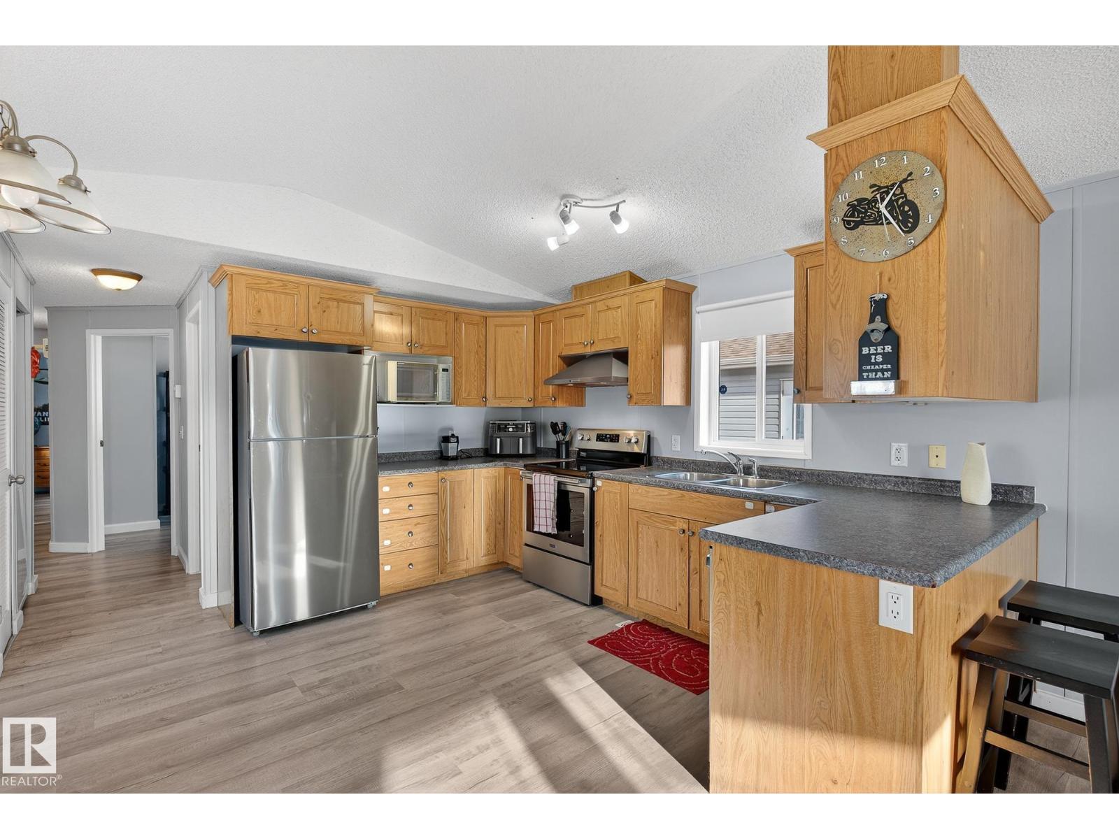 1160 Aspen DR W, Leduc