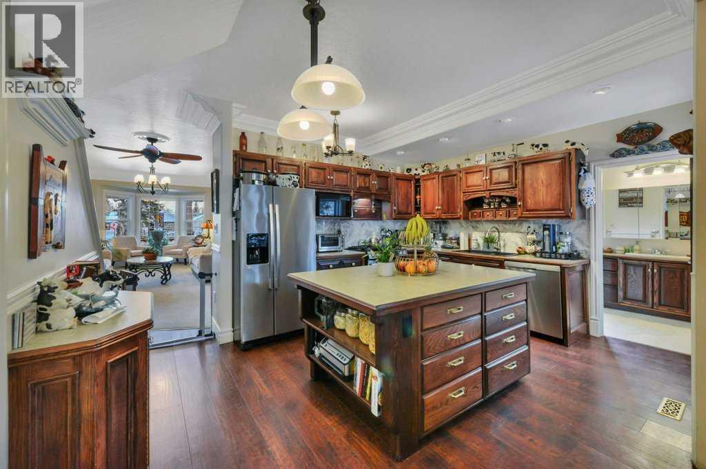 5406 50 Avenue, Lacombe