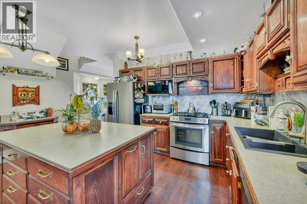 5406 50 Avenue, Lacombe